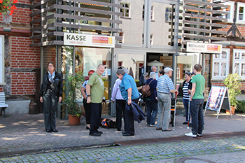 vor dem Culinarium in Nieheim